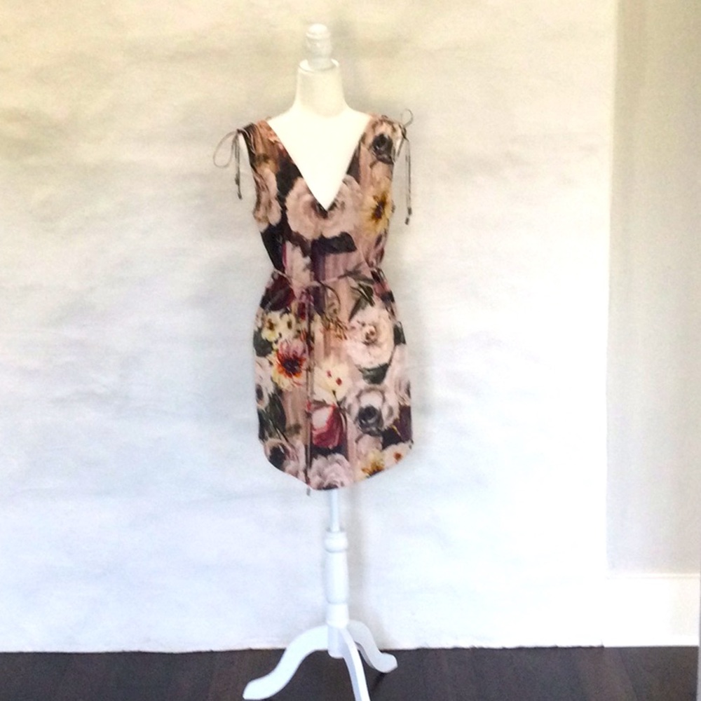 Floral tie waist dress